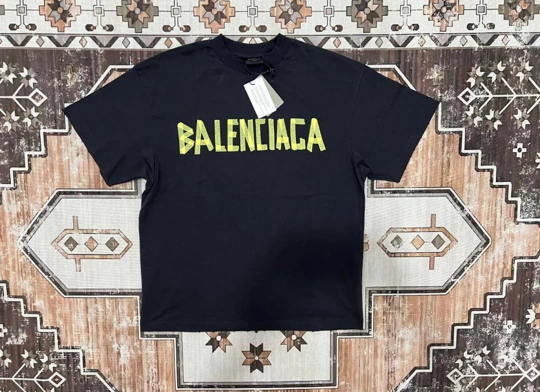 ~9 kg Hipobuy summer haul — tees, polos & shorts QC photo 5