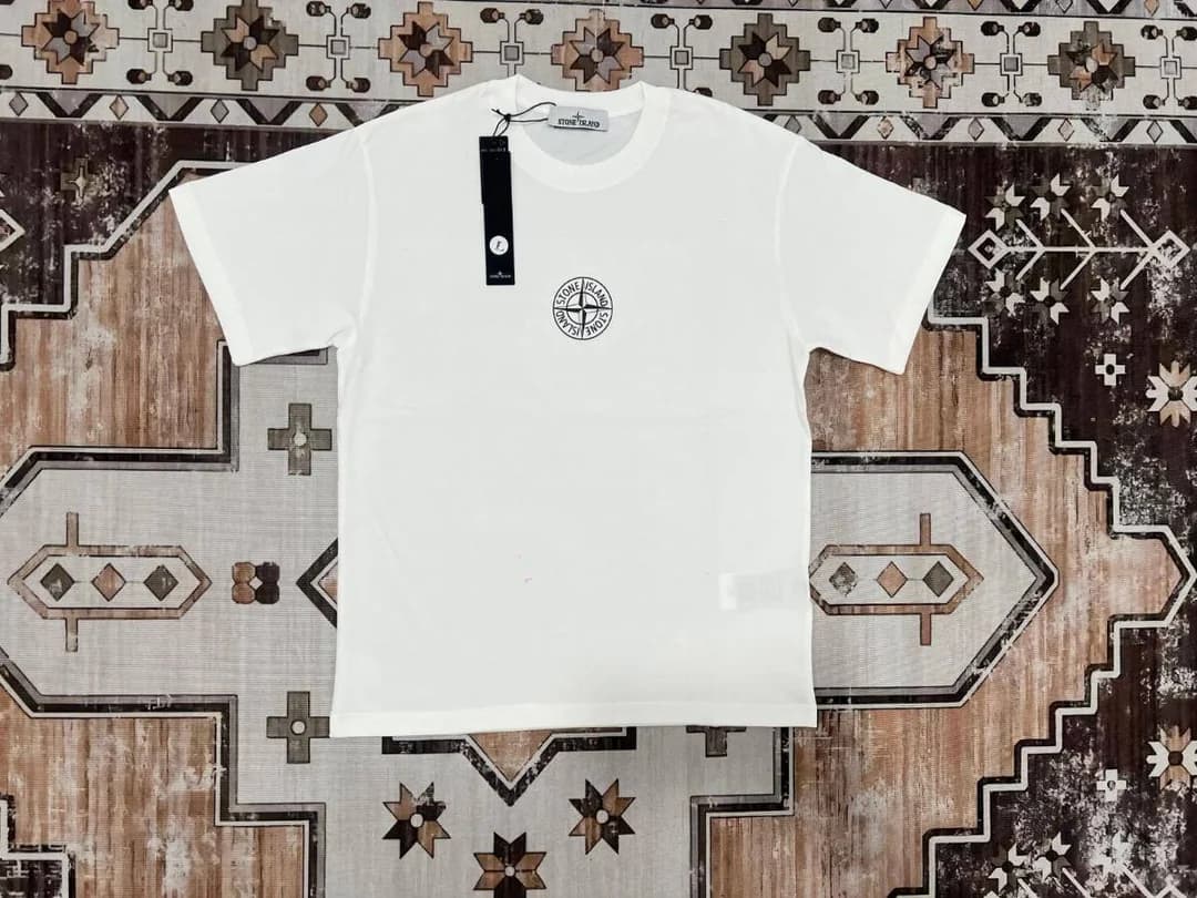 ~9 kg Hipobuy summer haul — tees, polos & shorts QC photo 10
