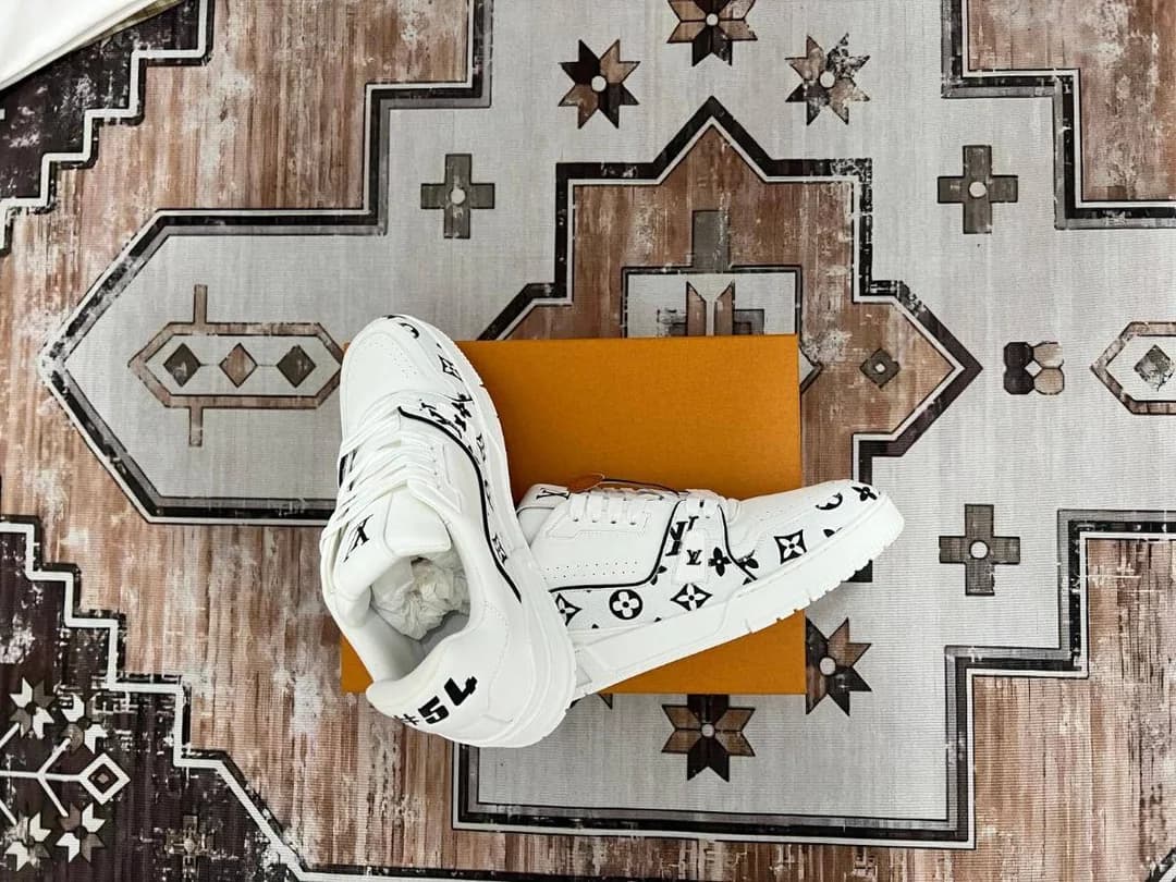 ~9 kg Hipobuy summer haul — tees, polos & shorts QC photo 20