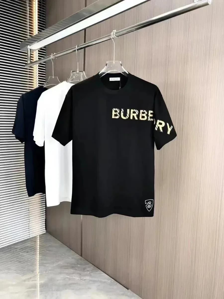 Burberry Classic Logo Black T-Shirt — Hipobuy Spreadsheet find